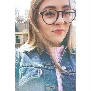 Meet your Posher, Mik